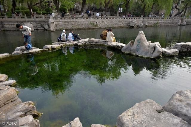 文革期间的神秘事件：两座寺庙泉水干枯，念观世音菩萨泉水喷涌249 / 作者:ybroywang / 帖子ID:30413