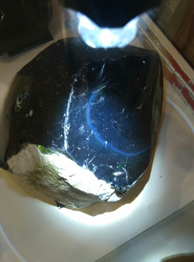 宇宙暗物质和暗能量究竟存不存在？现在关于暗物质及暗能量的最新理论或研究是什么？893 / 作者:凝固 / 帖子ID:44484