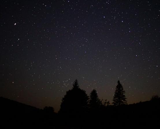 既然宇宙有如此多繁星，为何夜晚的天空仍留灰暗？58 / 作者:zzz222 / 帖子ID:46026