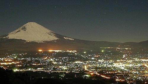 富士山下为什么恐怖,每年自杀死亡人数成百上千818 / 作者:小深 / 帖子ID:48279