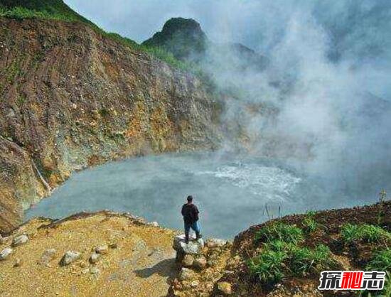 多米尼加沸水湖之谜，湖水沸腾温度超过100℃224 / 作者:志向探秘 / 帖子ID:49713