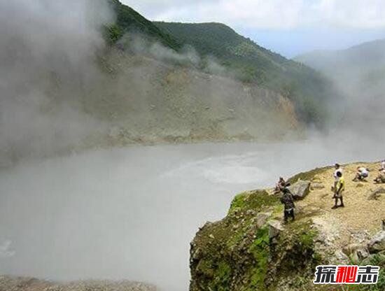 多米尼加沸水湖之谜，湖水沸腾温度超过100℃559 / 作者:志向探秘 / 帖子ID:49713