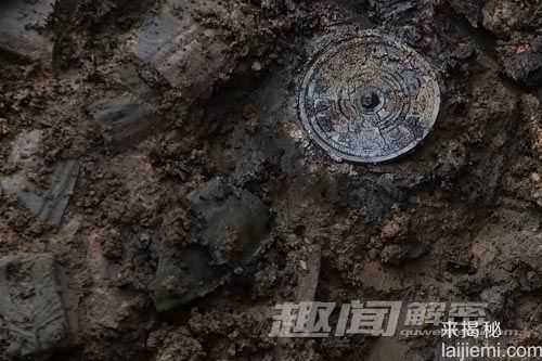 揭秘盗墓技术：民间盗墓高手如何盗墓247 / 作者:UFO来啦 / 帖子ID:64002