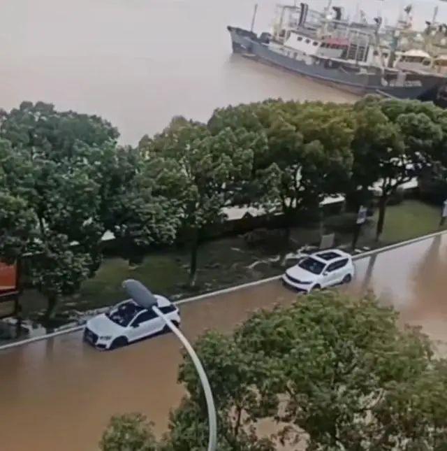 沿海多地突发海水倒灌！专家：与天文大潮有关，未来仍有可能发生571 / 作者:李英儒始 / 帖子ID:128855