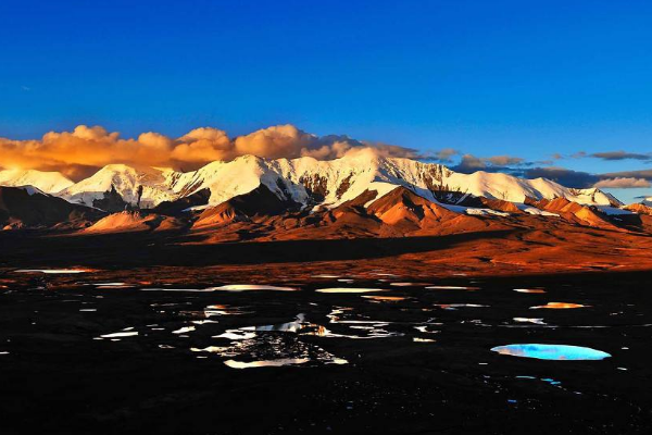 中国公认最美雪山:第一藏族圣地 第五拥有绝美蓝月谷709 / 作者:UFO爱好者 / 帖子ID:93357