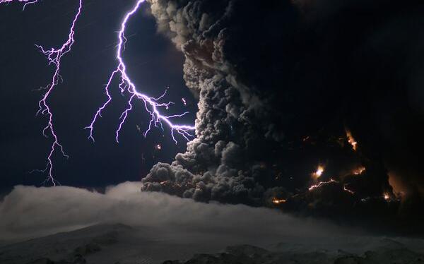 火山闪电怎么形成的，探索火山闪电之谜（预测火山爆发）896 / 作者:UFO爱好者 / 帖子ID:80628