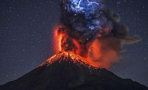 火山闪电怎么形成的，探索火山闪电之谜（预测火山爆发）719 / 作者:UFO爱好者 / 帖子ID:80628