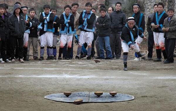 壮族的传统节日是什么：歌圩节、中元节、牛魂节、陀螺节667 / 作者:UFO爱好者 / 帖子ID:76462