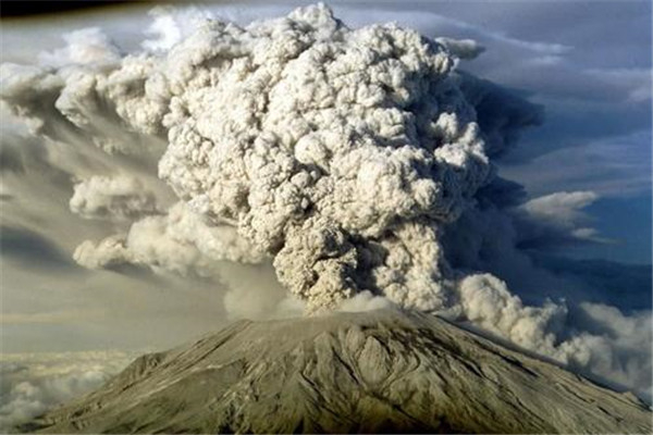 世界十大火山有哪些 克利夫兰火山上榜帕卡亚相当神奇553 / 作者:UFO爱好者 / 帖子ID:92537