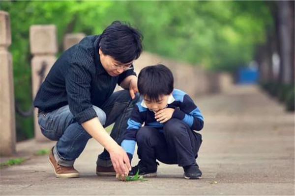 一句话简单的晒娃句子 不少宝妈们都能用得上349 / 作者:UFO爱好者 / 帖子ID:101450