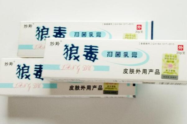 狼毒软膏为啥国家禁售 狼毒软膏有副作用(可能引起皮肤癌)919 / 作者:UFO爱好者 / 帖子ID:73128